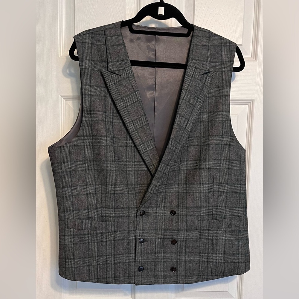 Geoffrey Lewis LTD Men’s custom made double breasted vest,plaid green/grey size